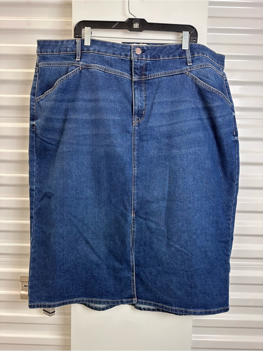 Edited x Hunter McGrady Blue Denim Skirt - Classic Wash